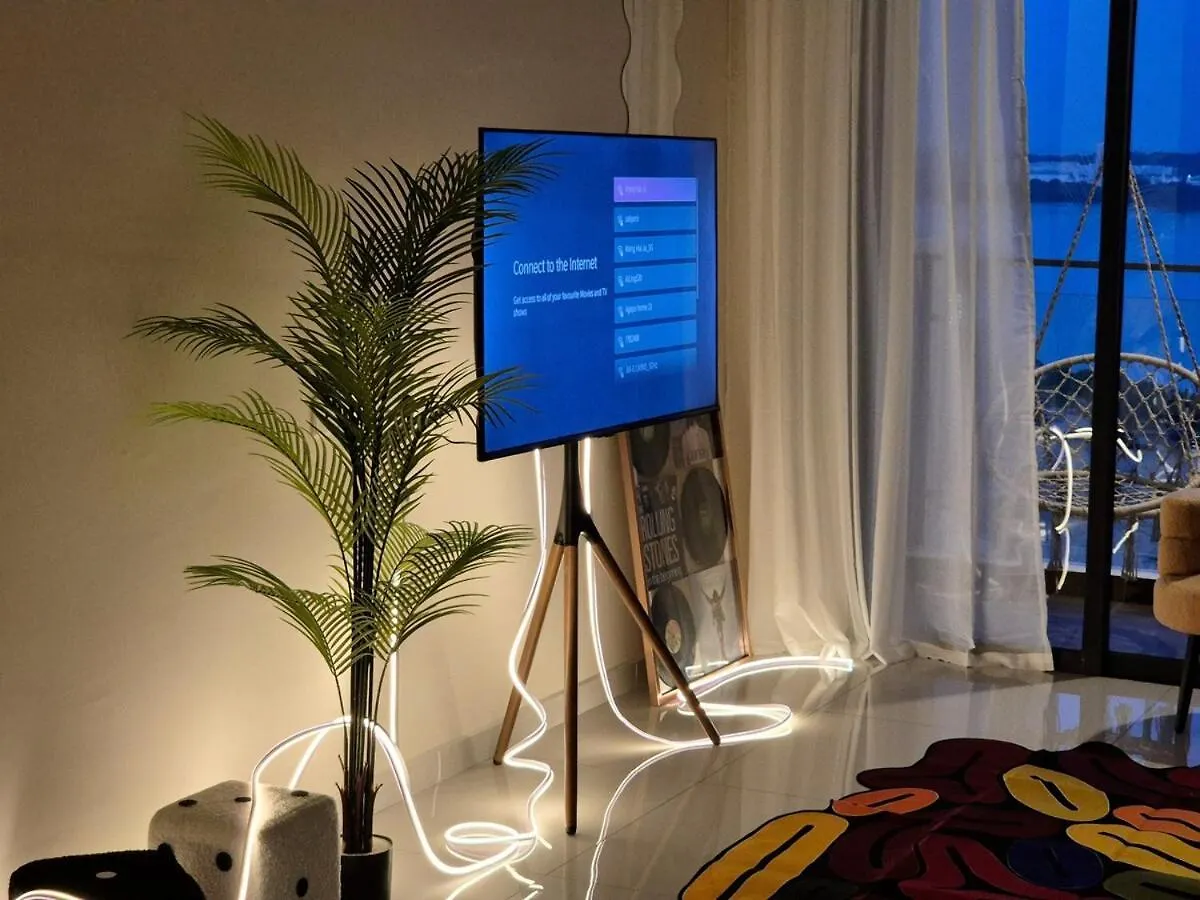 8 Pax 3 Room 3 Baths - Funky Pop Art Seaview Home 新山